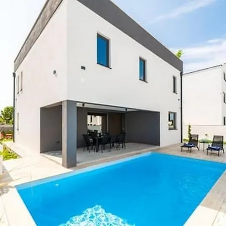 Family Friendly House With A Swimming Pool Privlaka, Zadar - 25539 Privlaka (Zadar)