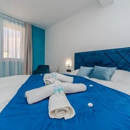 Prázdninový dům Family Friendly House With A Swimming Pool Privlaka, Zadar - 25539