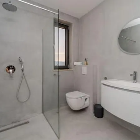 Family Friendly House With A Swimming Pool Privlaka, Zadar - 25539 Prázdninový dům Privlaka (Zadar)
