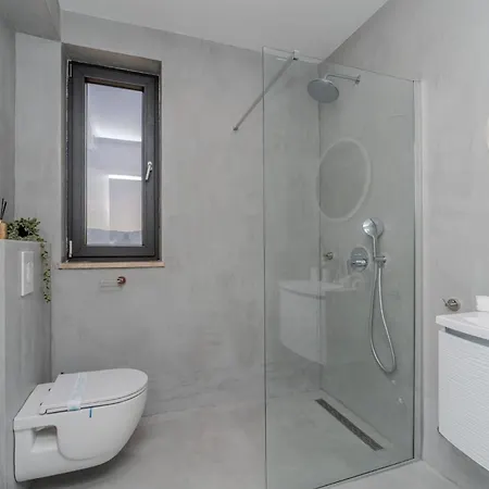 Family Friendly House With A Swimming Pool Privlaka, Zadar - 25539