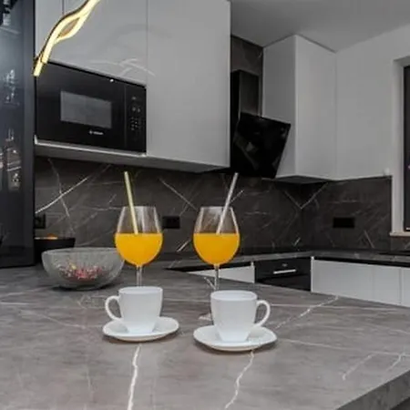 Family Friendly House With A Swimming Pool Privlaka, Zadar - 25539